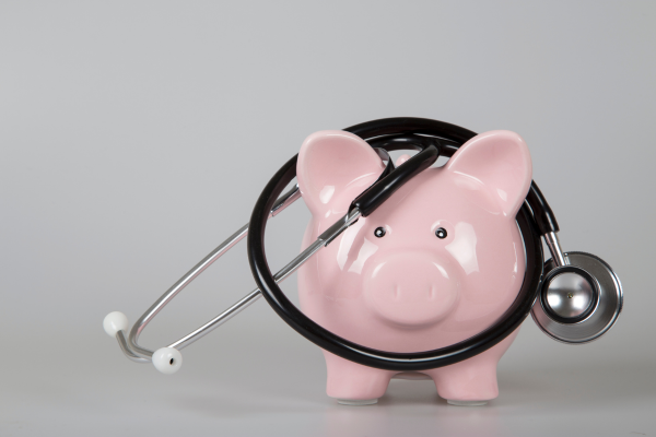 10 Estrategias para Ahorrar en Seguros de Gastos Médicos Mayores - Agencia de Seguros en Queretaro Sandisure